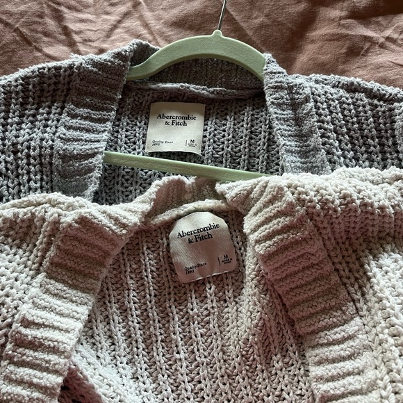 A&F Cardigan - Picture 5 of 13